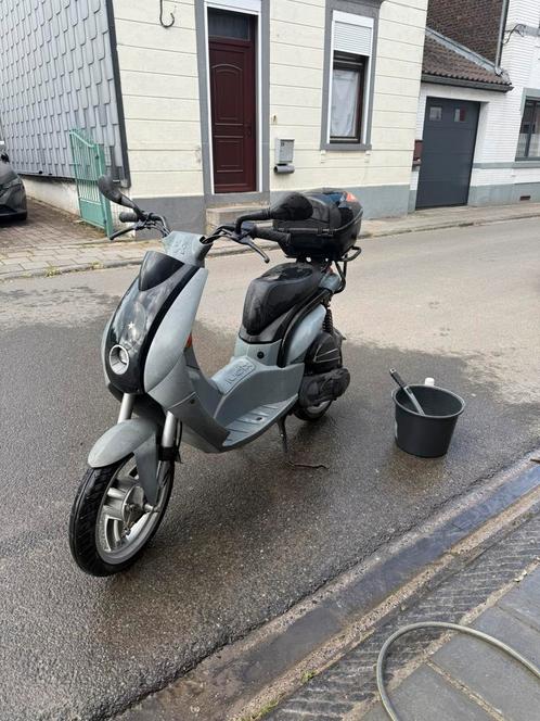 Scooter Peugeot LUDIX 25cc Année 2004 | 8300 km, Fietsen en Brommers, Scooters | Peugeot, Gebruikt, Ludix, Klasse A (25 km/u)