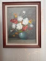 Schilderij bloemen in vaas met handtekening van de kunstenaa, Antiek en Kunst, Ophalen of Verzenden