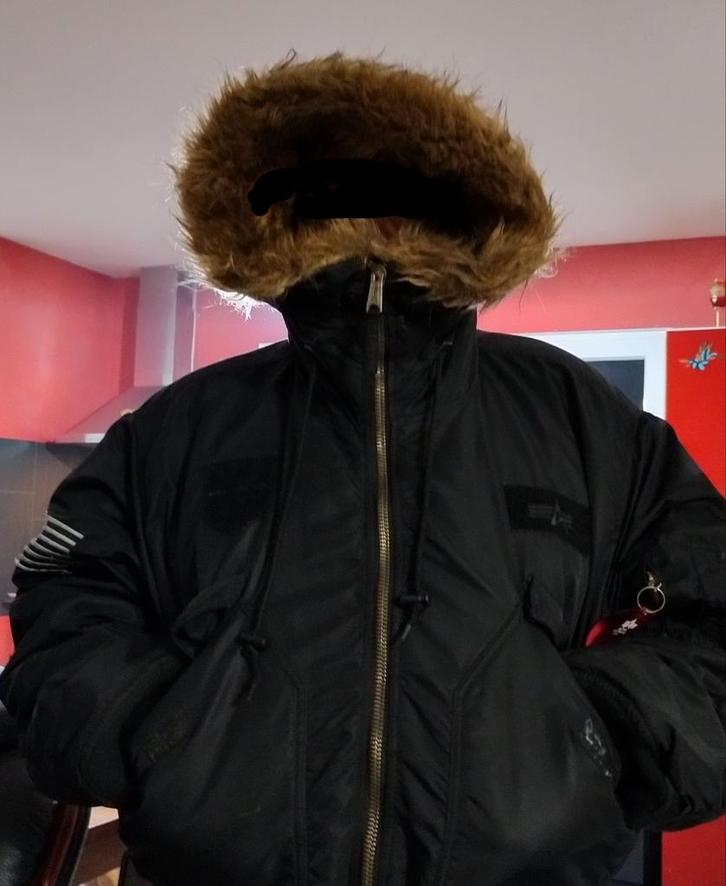 Alpha industries 5 XL taille rare en Europe, Kleding | Heren, Jassen | Winter, Zo goed als nieuw, Ophalen of Verzenden
