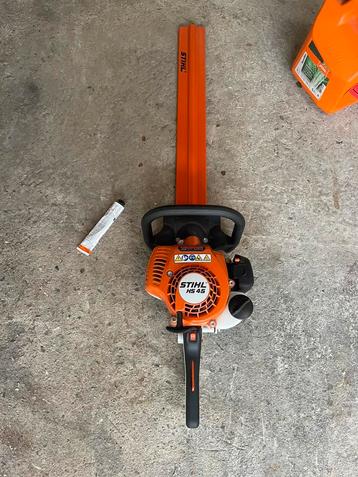 Taille haies stihl hs 45 comme neuf!! beschikbaar voor biedingen