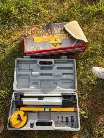 laserwaterpas beschikbaar voor biedingen