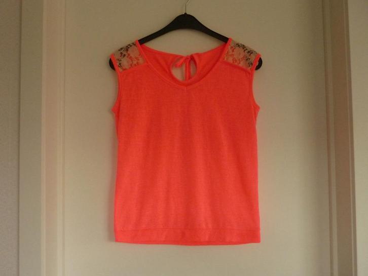 Fluo koraalroze trui top met kant Maat 38/40, Kleding | Dames, Topjes, Maat 38/40 (M), Ophalen of Verzenden