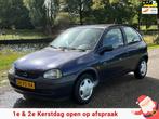 Opel Corsa 1.4i Strada|Radio|Apk|Zeer goed onderhouden, Auto's, Oldtimers, Voorwielaandrijving, Blauw, Bedrijf, Onderhoudsboekje