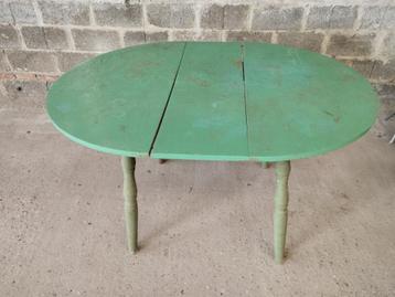 Groene valen houten tafel L 135 cm B 104 cm H 75 cm H 75 cm beschikbaar voor biedingen