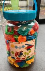 Tonnetje met Bristle Blocks/Borstelblokjes/nopperblokjes, Ophalen, Gebruikt