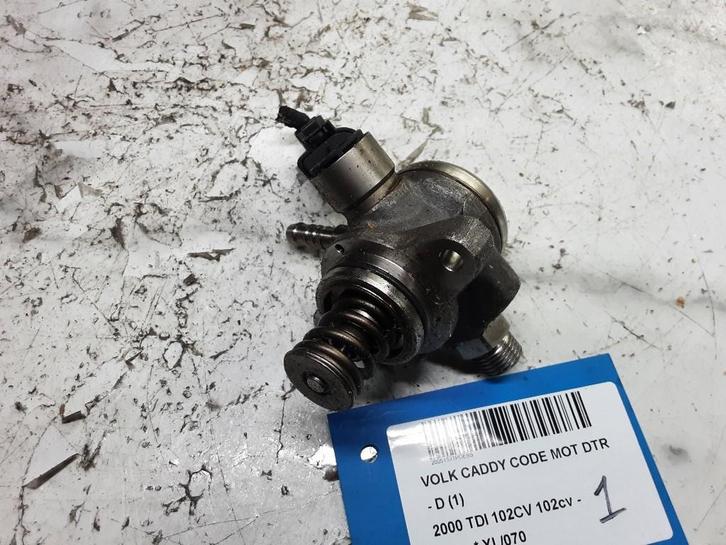 BRANDSTOFPOMP Caddy California V (SBB / SBJ) (04E127027L), Auto-onderdelen, Brandstofsystemen, Volkswagen, Gebruikt