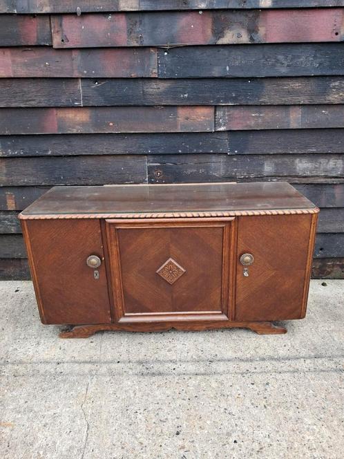 Vintage eiken dressoir / kastje met glasblad, Huis en Inrichting, Woonaccessoires | Kisten, Zo goed als nieuw, 50 tot 75 cm, 125 cm of meer