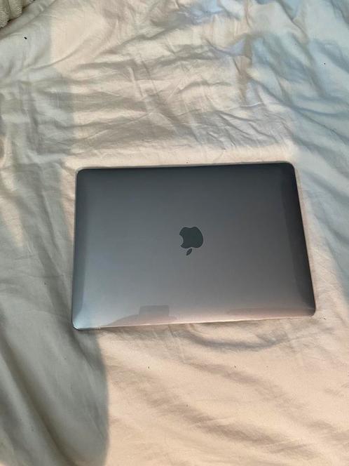 Macbook pro, Computers en Software, Windows Laptops, Zo goed als nieuw, 13 inch, 8 GB, Ophalen of Verzenden