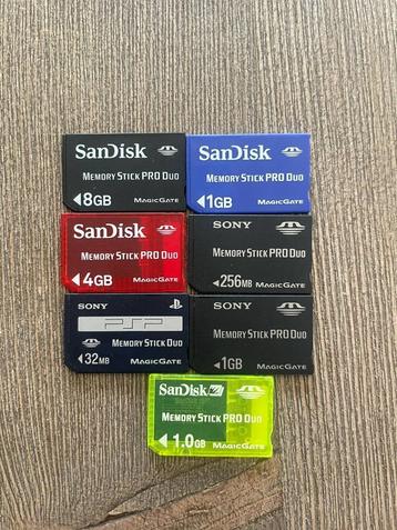 Memory Stick Pro Duo 8GB/4GB/1GB (PSP Accessoires), Games en Spelcomputers, Ophalen of Verzenden, Zo goed als nieuw, PSP, Geheugenkaart