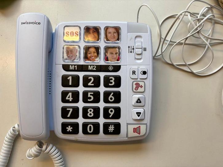 Swissvoice telefoon xtra 110 met grote druktoetsen, Télécoms, Téléphones fixes | Filaires, Comme neuf, Enlèvement ou Envoi