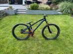 Dartmoor two6player pro custom build dirt jumper, Enlèvement ou Envoi