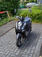 Sym MIO 50 inclusief helm en slot, Fietsen en Brommers, Scooters | SYM, Gebruikt, 49 cc, Klasse B (45 km/u), Benzine