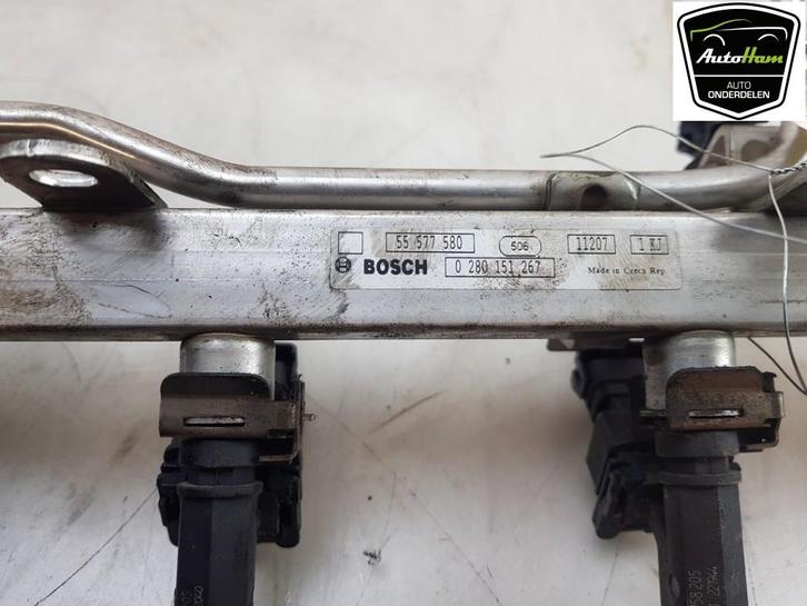 RAMPE D'INJECTION Meriva (|55577580|25197570|55565970|), Autos : Pièces & Accessoires, Systèmes à carburant, Opel, Utilisé