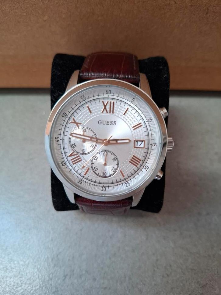 Montre Guess, Handtassen en Accessoires, Horloges | Heren, Gebruikt, Polshorloge, Overige merken, Staal, Leer, Ophalen of Verzenden