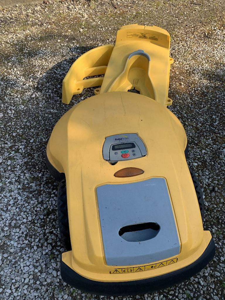 Robomow RL1000, Tuin en Terras, Robotmaaiers, Ophalen, Gebruikt, Robomow, Met regensensor