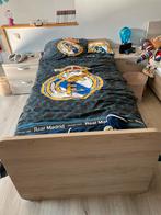 Lit complet avec table de nuit et bureau, Enlèvement, Utilisé, Une personne