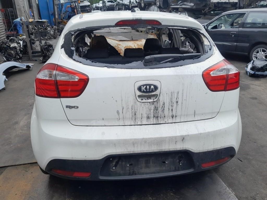 FEU ARRIÈRE GAUCHE Kia Rio III (UB) (01-2011/12-2017), Utilisé, Kia