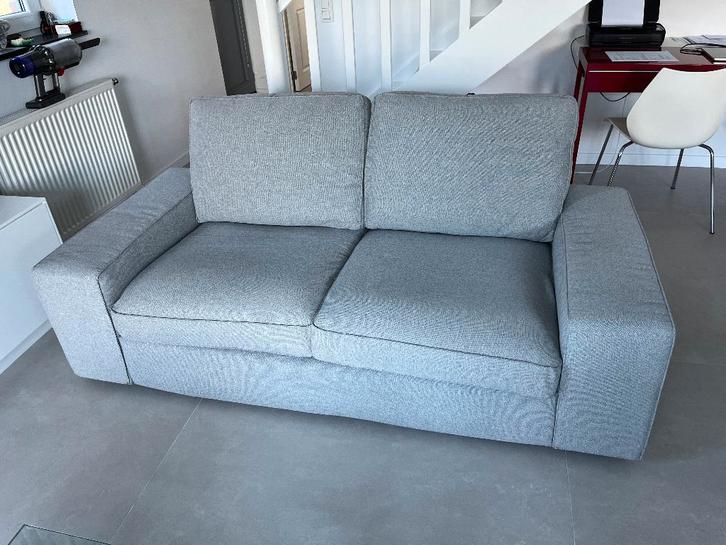 Canapé IKEA Kivik 2 places Tibbleby beige/gris, Maison & Meubles, Canapés | Salons, Utilisé, Banc droit, Deux personnes, 150 à 200 cm