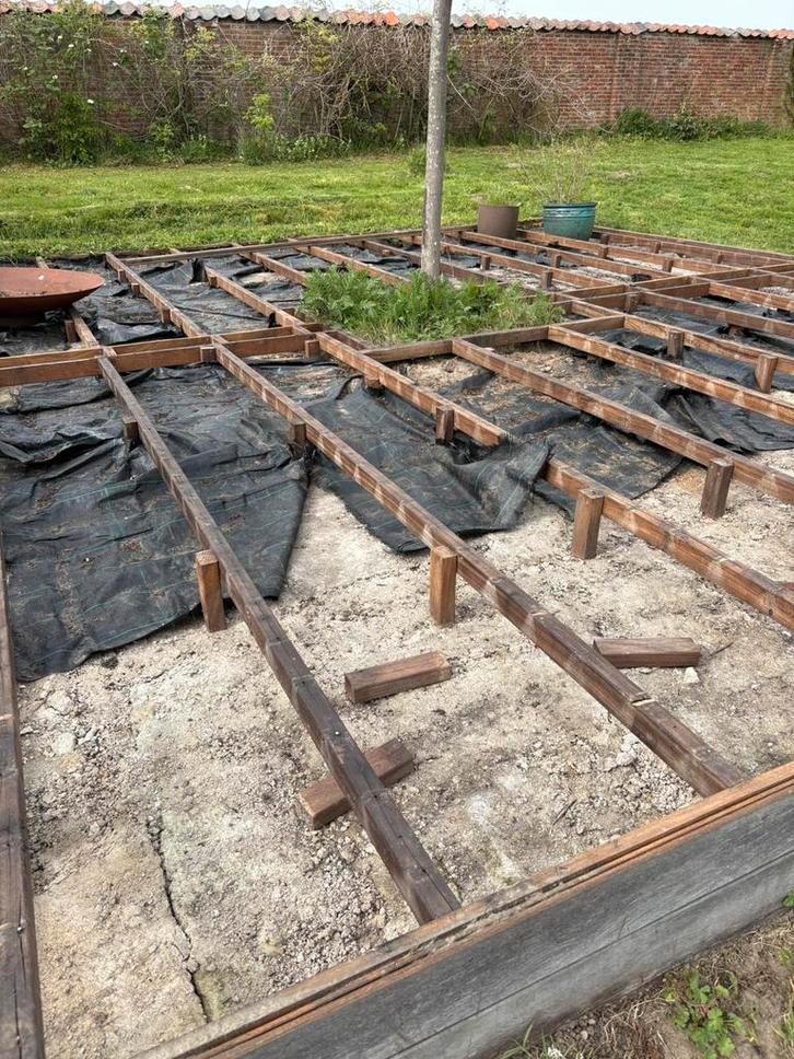 80 lm padouck onderleggers / kepers, Tuin en Terras, Terrasdelen en Vlonders, Gebruikt, Hout, Ophalen