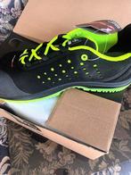 Veiligheidsschoenen maat 44, Ophalen