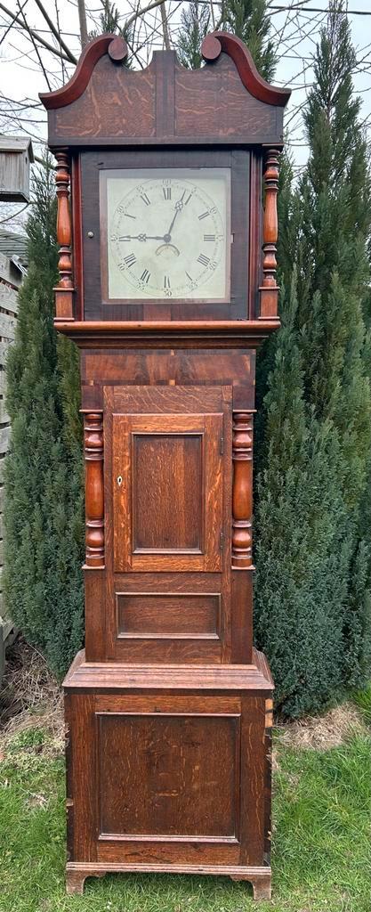 Antieke staande klok met datumaanduiding, Antiek en Kunst, Antiek | Meubels | Kasten, Ophalen