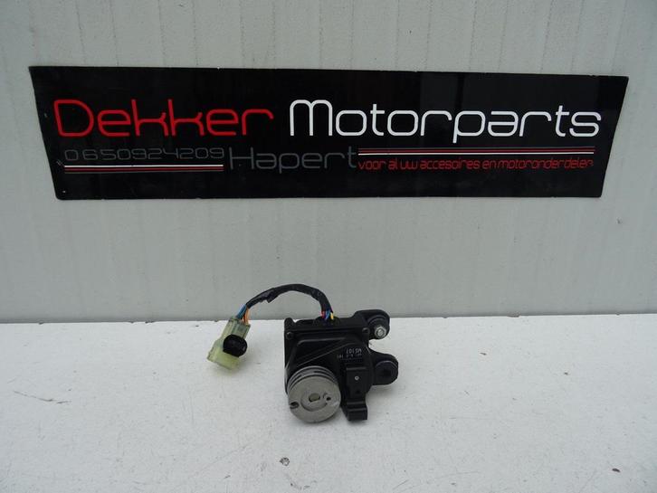 Servo Uitlaat motor Honda CBR1000RR Fireblade 2006-2007 SC57, Motoren, Onderdelen | Honda, Gebruikt, Ophalen of Verzenden