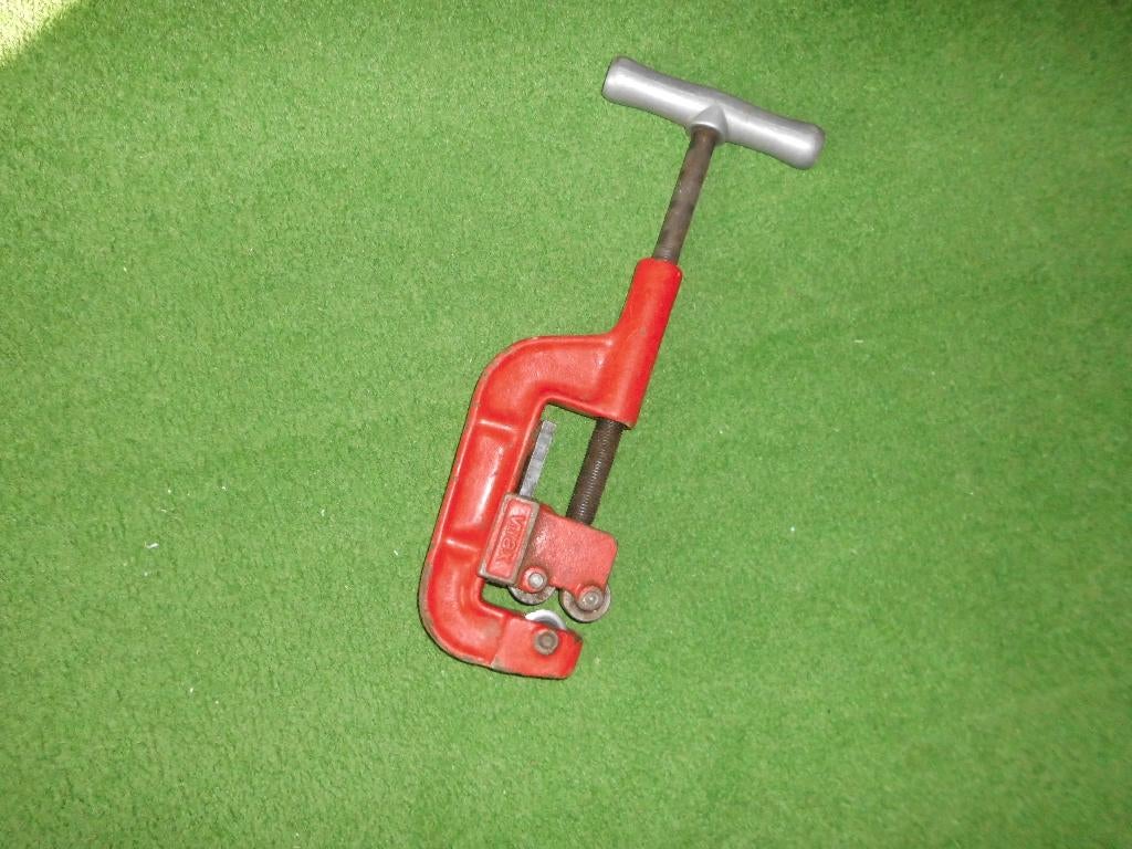 Virax buizensnijder, Ophalen, Gebruikt