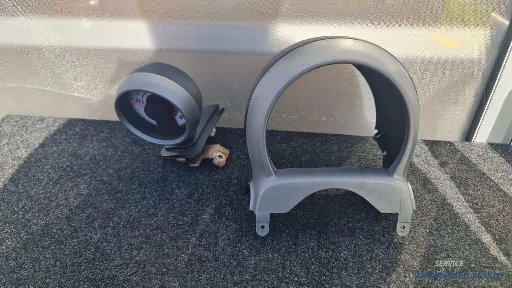 Compte-tours + cache Aygo C1 107 gris 83270-0H010 complet Pl, Autos : Pièces & Accessoires, Info@toyota.co.jp, Citroën, Toyota Motor Corporation