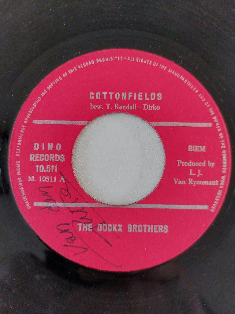 The Dockx Brothers (Alias-De Vaganten) - Cottonfields (1964), CD & DVD, Vinyles Singles, Single, Country et Western, Enlèvement ou Envoi