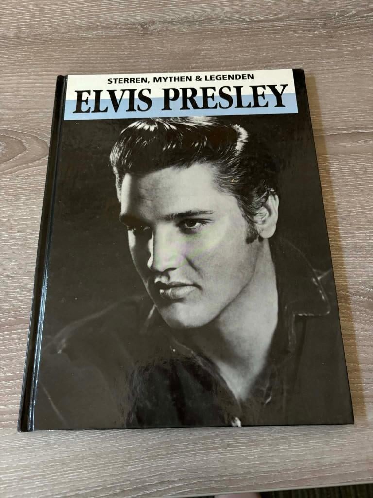 Elvis boek, sterren, mythen & legenden met harde kaft., Livres, Musique, Enlèvement ou Envoi, Comme neuf, Artiste