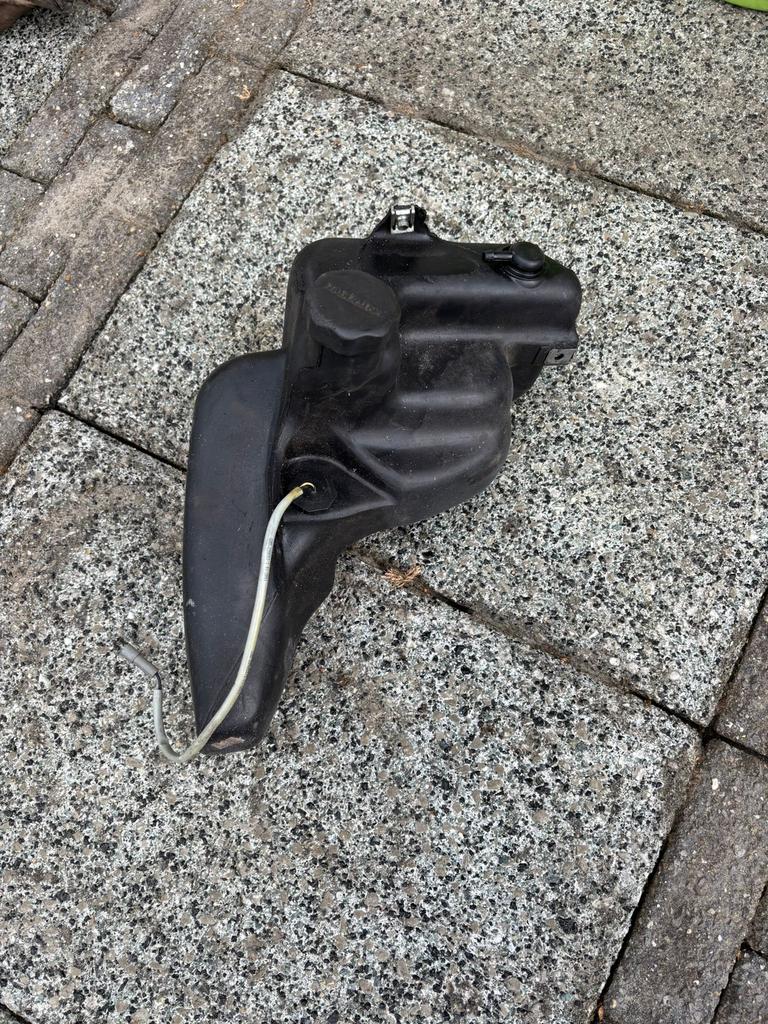 Piaggio zip type 3 tank, Vélos & Vélomoteurs, Pièces de cyclomoteur | Scooters, Envoi, Comme neuf, Réservoir, Piaggio