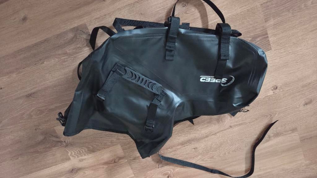 Sacoche latérale de moto 28L., Enlèvement