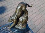 une panthère en bronze signé, BARYE, Enlèvement ou Envoi, Bronze