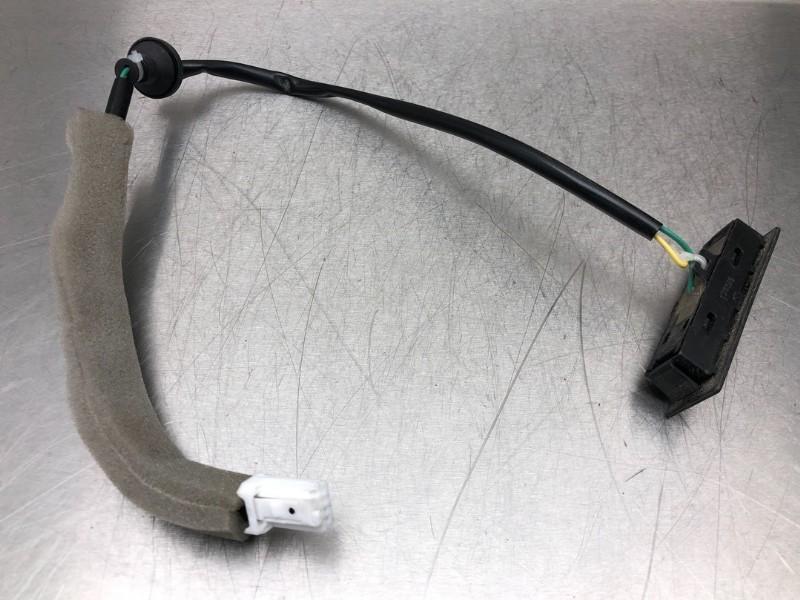 COMMUTATEUR OUVERTURE DE COFFRE Nissan Micra (K14), Autos : Pièces & Accessoires, Tableau de bord & Interrupteurs, Nissan, Utilisé