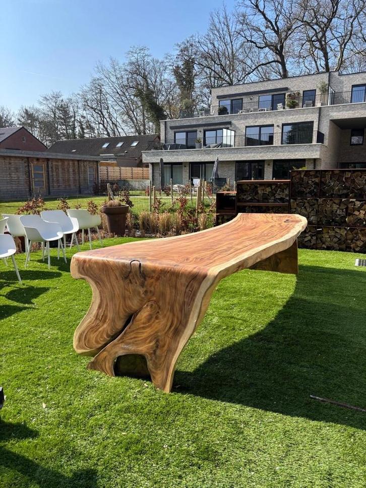 Belle table d'extérieur en forme de tronc d'arbre, Jardin & Terrasse, Tables de jardin, Comme neuf, Carré, Bois, Enlèvement ou Envoi