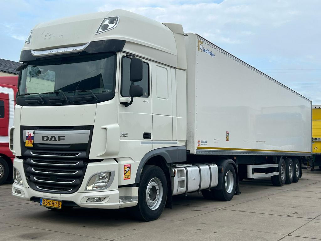 À louer ! Tracteurs et remorques rapides et flexibles, Achat, Euro 6, Diesel, Automatique