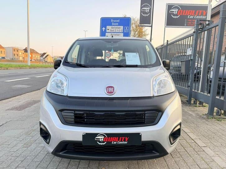 Fiat Qubo Easy 2017 *021000km* 1.4benzine Euro6b Airco 5zit, Auto's, Fiat, Testrit aan huis, Euro 6, Bedrijf, 1368 cc
