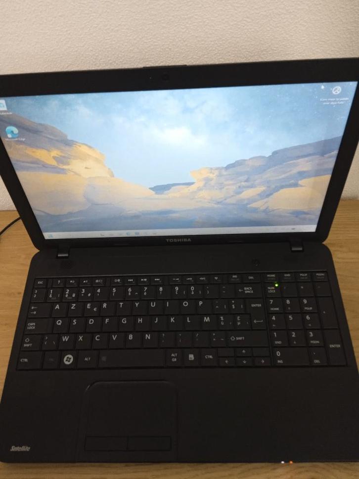 Laptop Toshiba, Computers en Software, Windows Laptops, Gebruikt, 15 inch, SSD, 2 tot 3 Ghz, 8 GB, Azerty, Ophalen