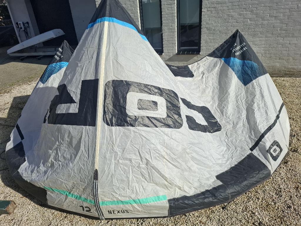 Core Section-4, 9 m2 (2022). Cerf-volant uniquement., Enlèvement ou Envoi, 9 m², Pas de planche, Utilisé