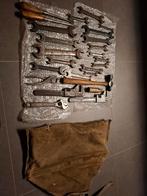 Outils pour Jeep Willys Oldtimer WW2 avec sac, Autos, Oldtimers & Ancêtres, Particulier, Achat, Jeep
