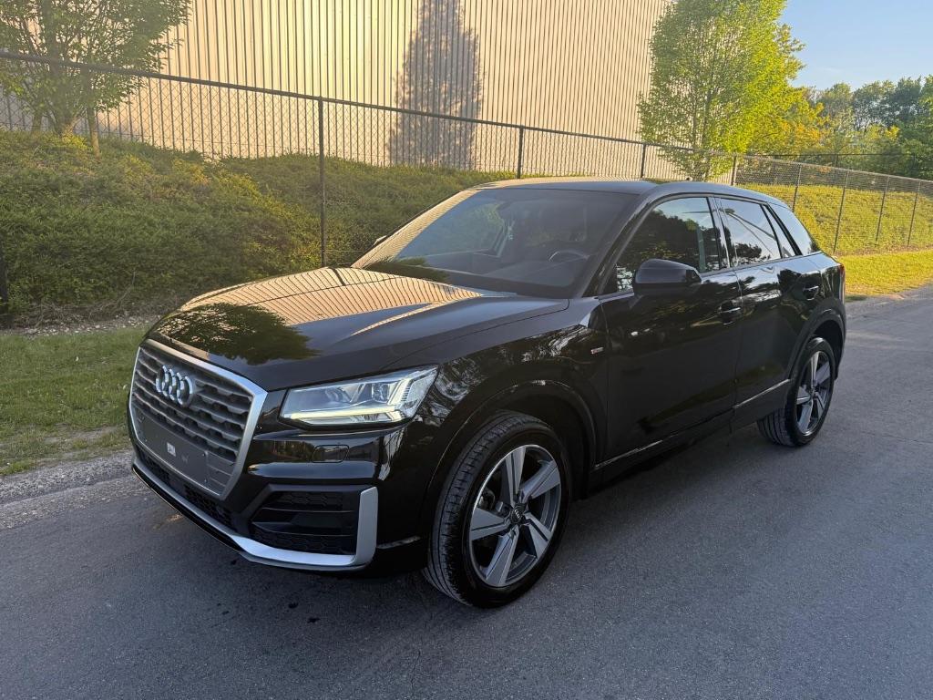 Audi Q2 S line, Auto's, Audi, 1498 cc, 4 cilinders, Zwart, Bedrijf