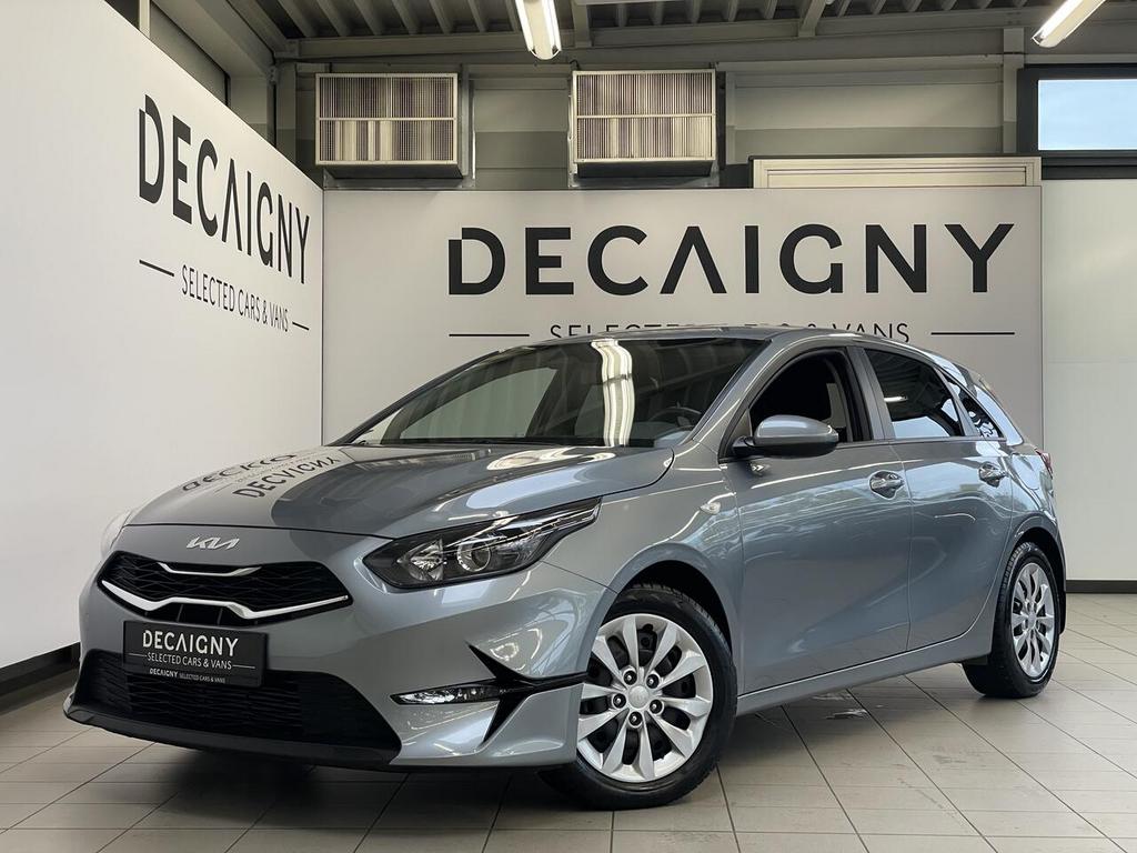 Kia Ceed 1.5 T-GDI *Camera*Navigatie*Extra set zomerbanden, Auto's, Kia, Bedrijf, (Pro) Cee d, ABS, Adaptieve lichten, Airbags