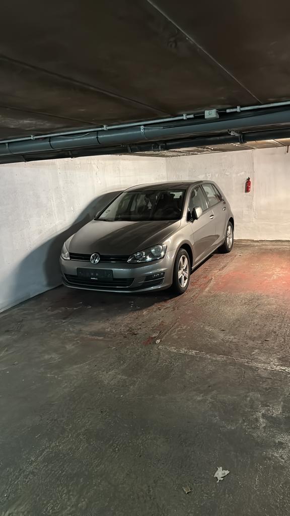 Autostaanplaats in garage te huur, Immo, Garages & Places de parking