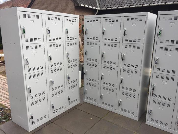 12 - deurs lockers lockerkasten vakkenkasten / opbergkasten, Huis en Inrichting, Kasten | Overige, Zo goed als nieuw, Ophalen