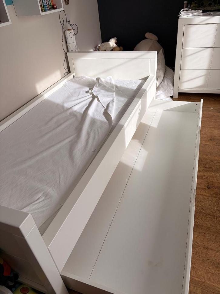 Bed (eenpersoons) met lade, Huis en Inrichting, Slaapkamer | Bedden, Gebruikt, Eenpersoons, 100 cm, 210 cm, Hout, Wit, Ophalen