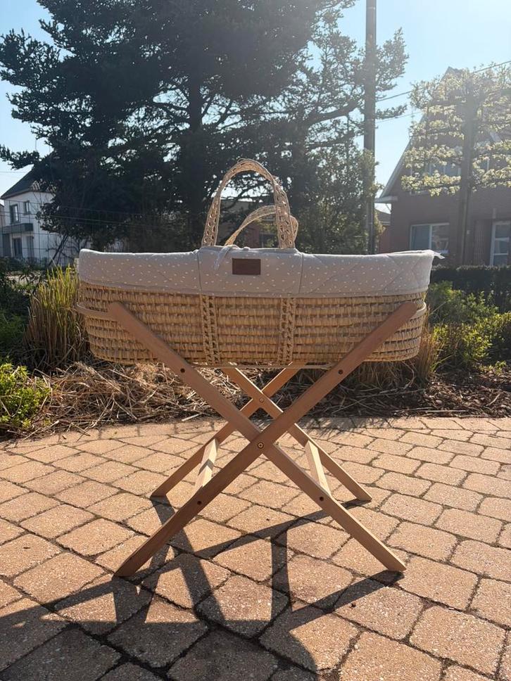 Moses basket van The Little Green Sheep, Enfants & Bébés, Berceaux & Lits, Utilisé, Enlèvement