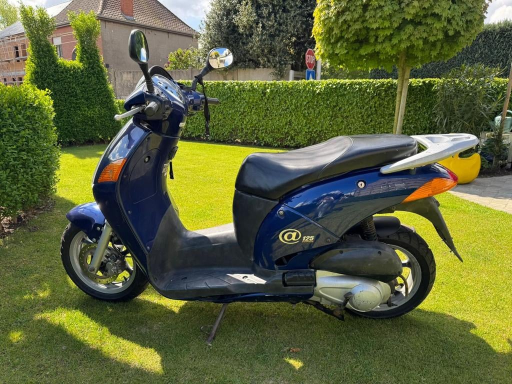 Honda  Nes 125 cc, Enlèvement