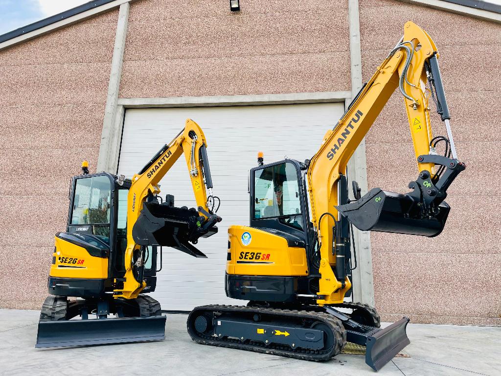 MINI DIGGER 2,5 T/INNER TURNER/ SHANTUI, Jardin & Terrasse, Systèmes d'égouttage, Enlèvement