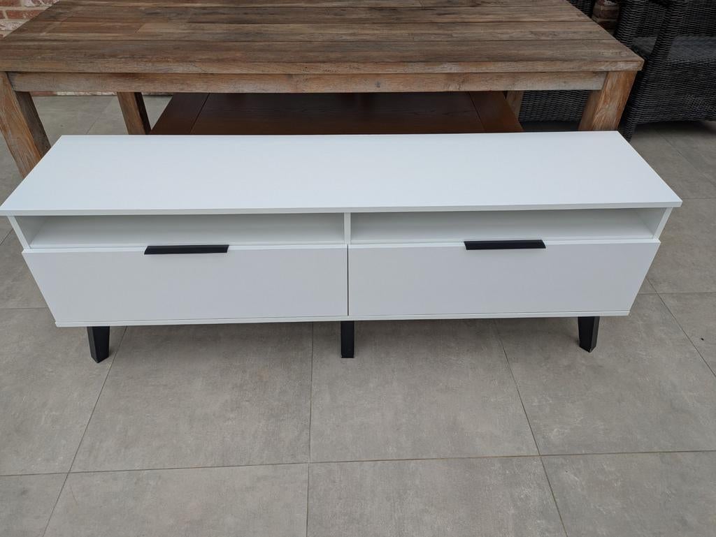 Gratis TV meubel met lichte beschadiging omgeving Tessenderl, Huis en Inrichting, Ophalen