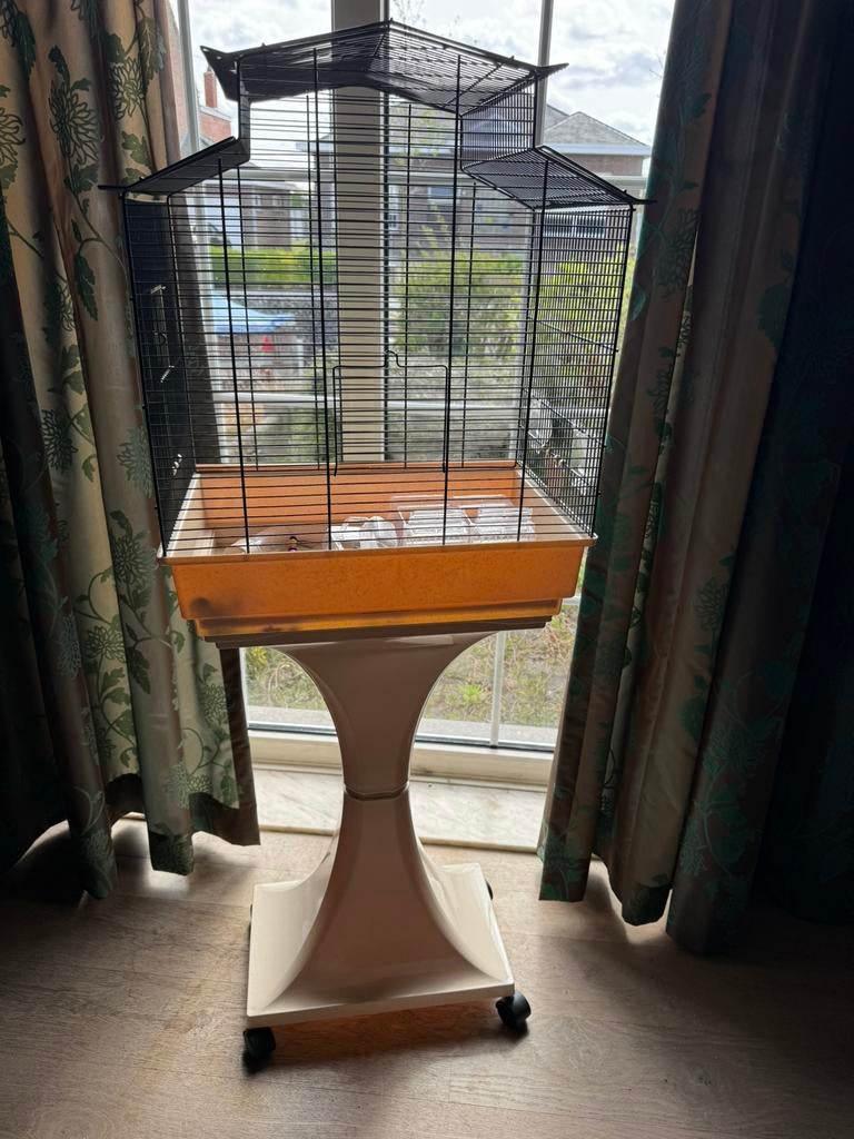 Vogelkooi op wieltjes, Ophalen, Zo goed als nieuw, Vogelkooi